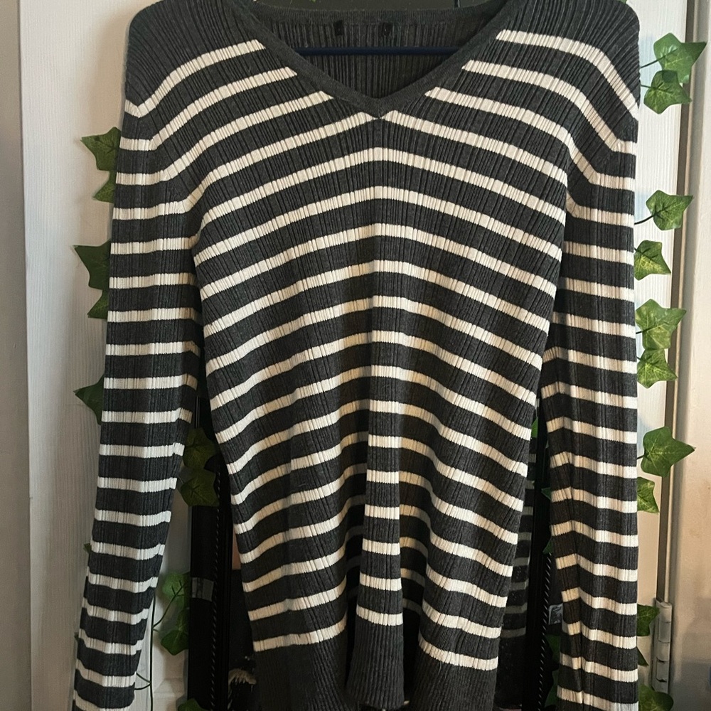 Striped V-Neck Sweater - Black and White